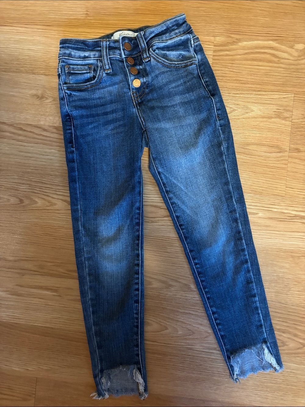 KanCan Signature Estilo Cut Jeans